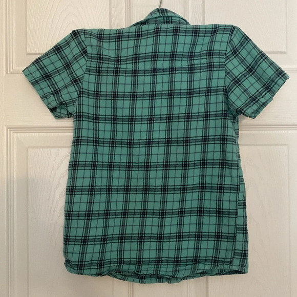 Boys Short Sleeve Button Down Shirt Size 5/6 - Picture 2 of 2